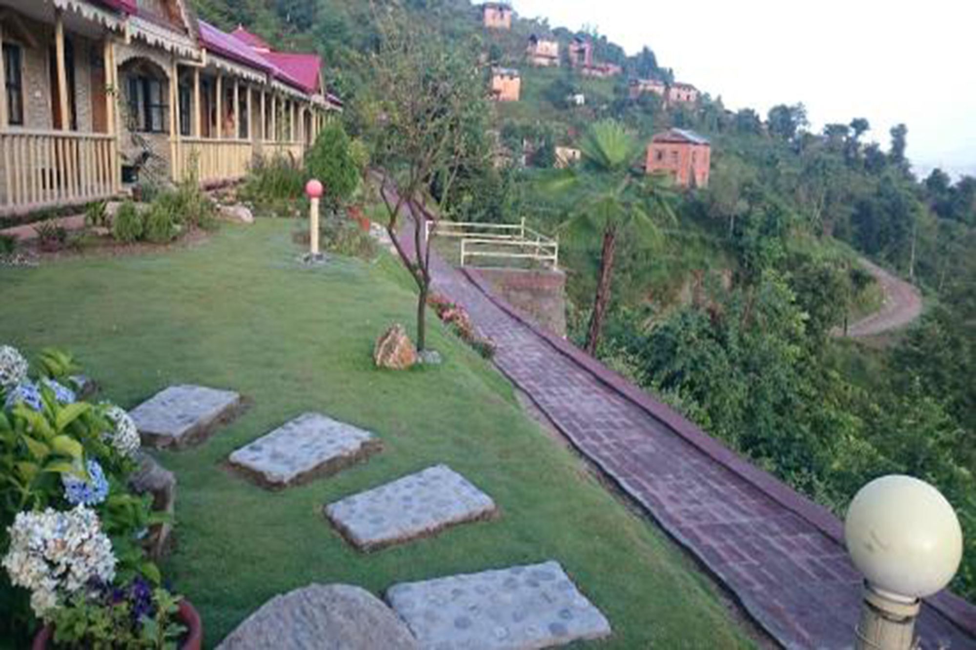 Готель Nepal Yoga Retreat Bageshwori Екстер'єр фото
