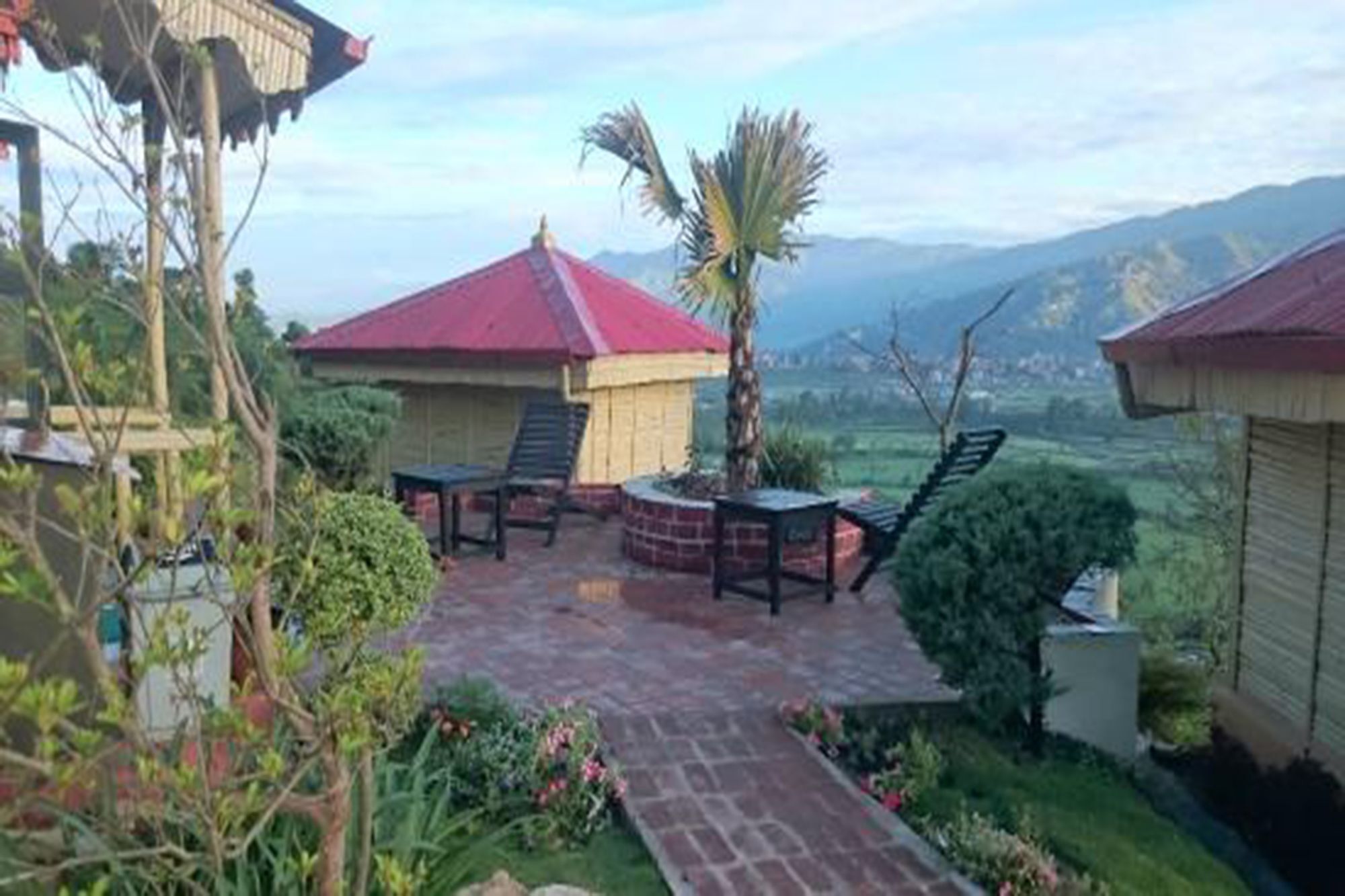 Готель Nepal Yoga Retreat Bageshwori Екстер'єр фото